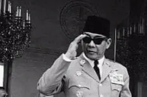 Ilustrasi, Presiden Soekarno menerapkan politik mercusuar