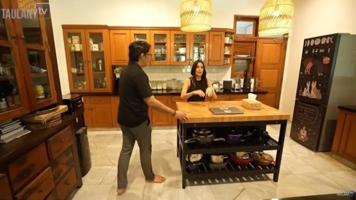 rumah Sophia Latjuba (Youtube.com/Taulany TV)