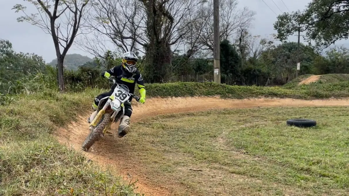 Pemula yang Mau Jajal Motocross, Ini Tips Amannya (Instagram.com/gr1231)