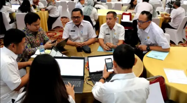 Desk Sekolah Rakyat Kemensos Dibuka 16-23 April 2025 di Jakarta