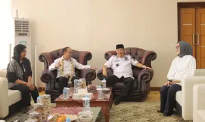 Kunjungan Menkop Budi Arie Bawa Semangat Baru bagi UMKM dan Koperasi Babel (Sumber : Dok. Pemprov Babel)