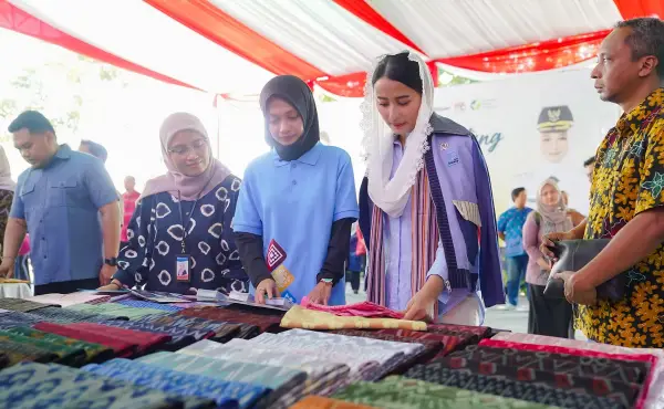 Dorong UMKM Naik Kelas, Wamendag Roro Tekankan Nilai Tambah Produk Lokal di Kediri