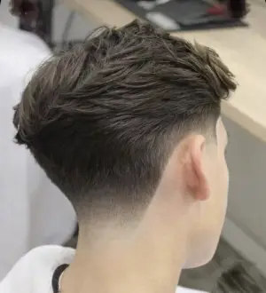 Gayar Rambut Undercut Pria (Sumber : sumber: pinterest.com)