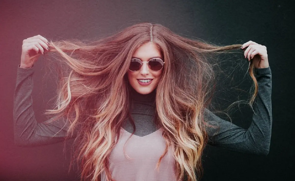 Cara Memilih Gaya Rambut Sesuai Tipe Rambutmu, Biar Nggak Salah Gaya (Sumber : Pixabay/ StockSnap)