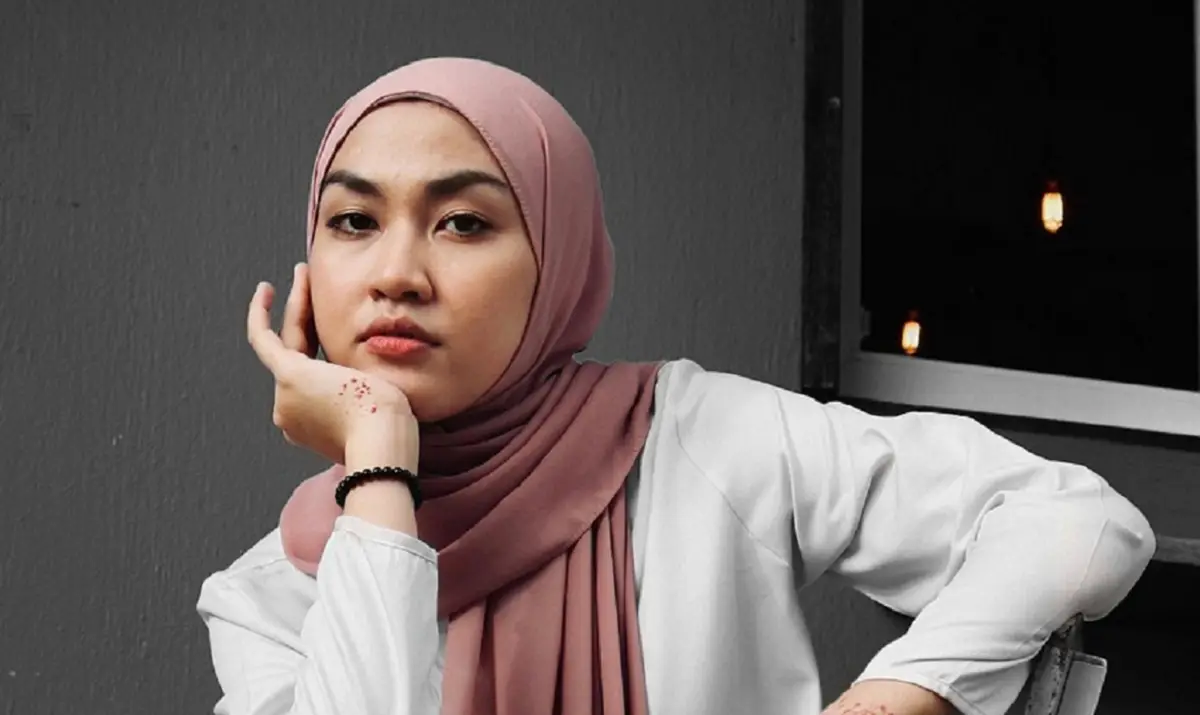 Isnpirasi Gaya Hijab ala Influencer yang Modis dan Tetap Nyaman (Sumber : Pixabay/ EsraShaiban)