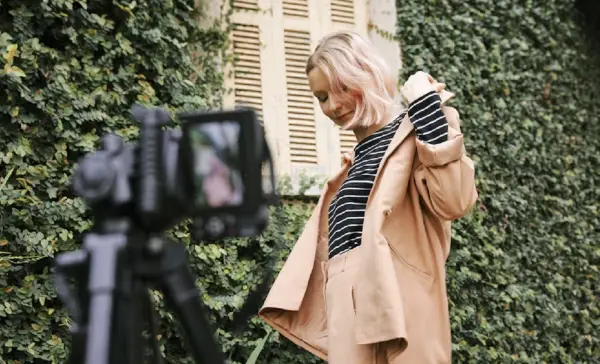 Rahasia Fashion Influencer Terkenal yang Bikin Kamu Tampil Kekinian