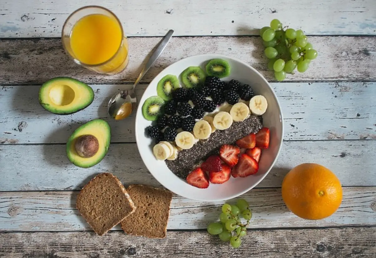 ilustrasi buah yang bikin wajah cerah dan sehat (Sumber : PIXABAY / Pexels)
