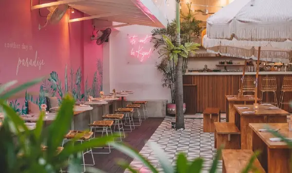 Tempat Makan Hits yang Lebih Terkenal Karena Desain daripada Menunya