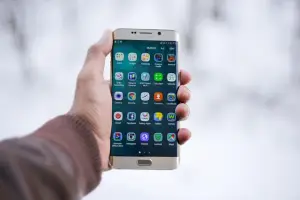 ilustrasi Gadget dan Aplikasi Canggih di Era Teknologi Zaman Kini (Sumber : PIXABAY /Pexels)