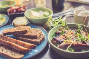 Pentingnya Pola Makan Sehat untuk Kesehatan Jangka Panjang ( Sumber : PIXABAY / Pexels)