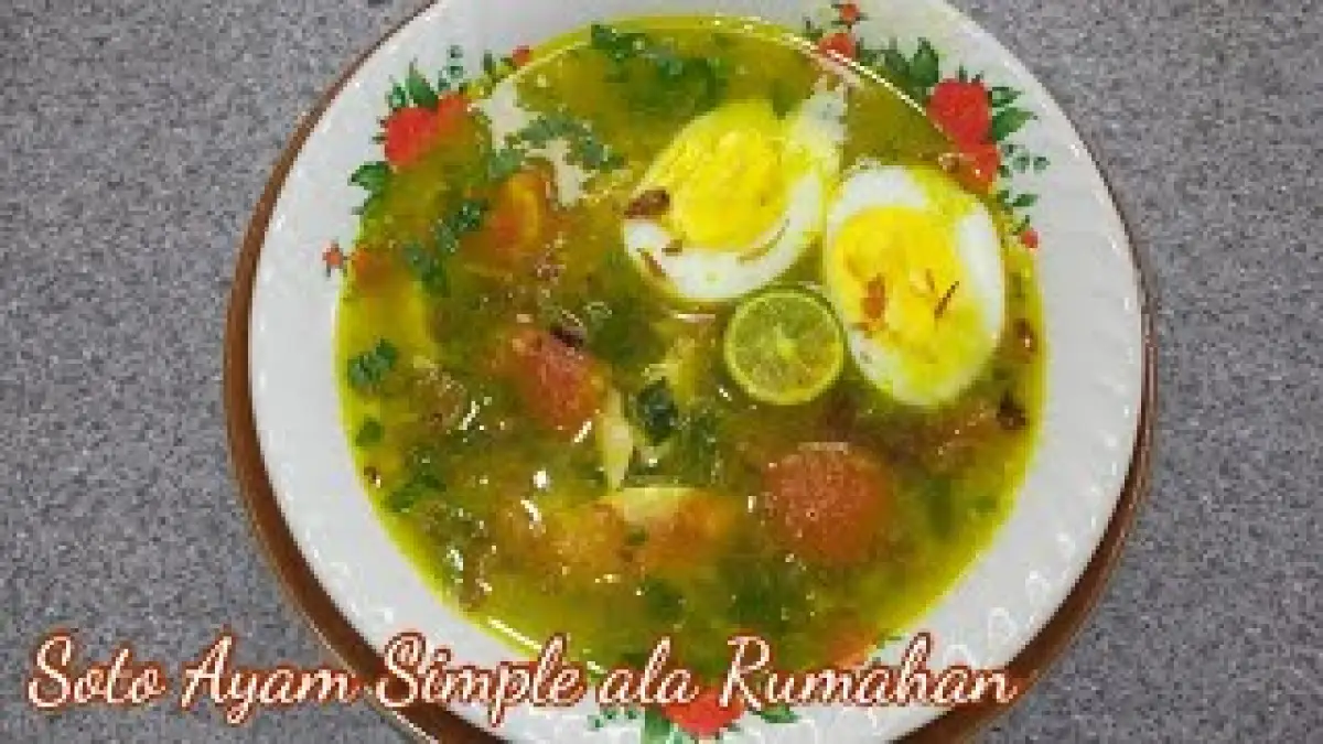 Resep Soto Ayam Simpel Ala Rumahan: Gurih, Segar, dan Cocok untuk Musim Hujan (Sumber : YouTube/rumahkecil fitritaufik)