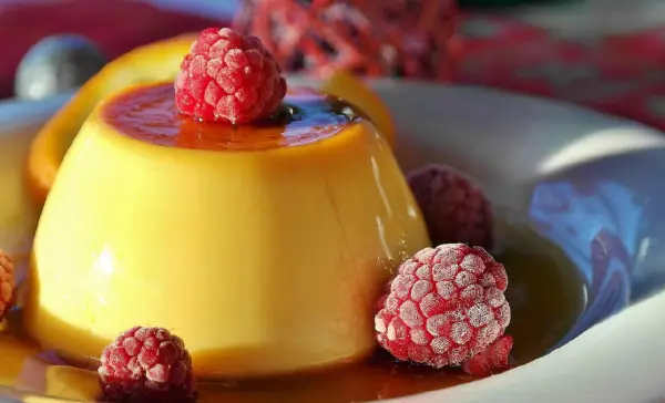 Resep Puding Karamel Super Lembut, Bikin Sendiri di Rumah Gampang Banget!