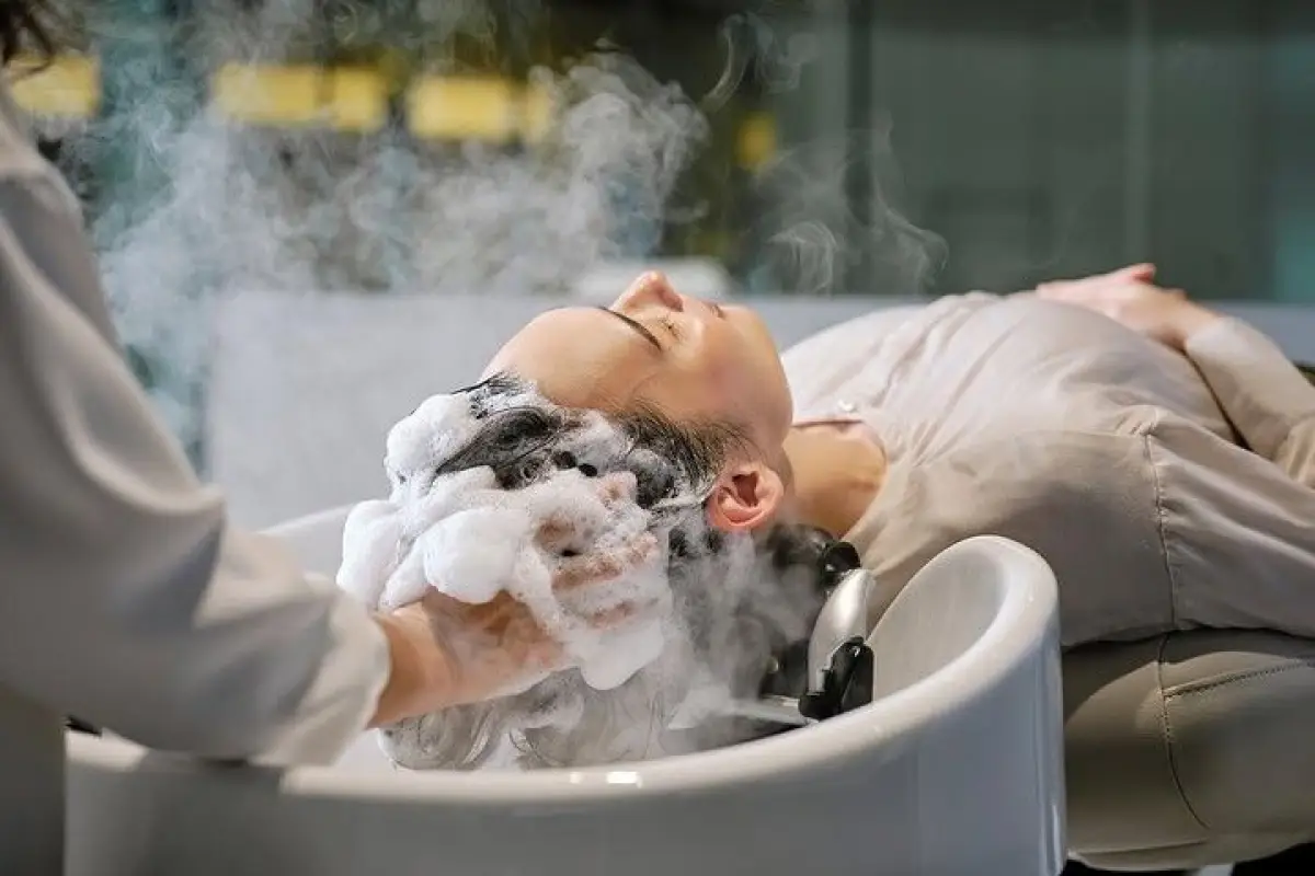 Idealnya Creambath Berapa Kali Seminggu agar Rambut Tetap Sehat? (Sumber : pinterest / Parfum Lombard  AB)