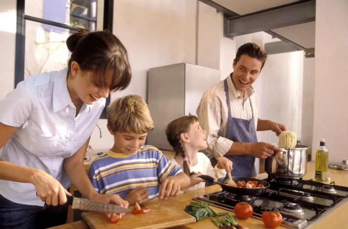 Inspirasi Menu Buka Puasa Rumahan: Seru-Seruan Masak Bareng Keluarga (Sumber : pinterest / Eyeones Kids)