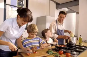 Inspirasi Menu Buka Puasa Rumahan: Seru-Seruan Masak Bareng Keluarga (Sumber : pinterest / Eyeones Kids)