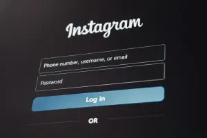 Masih Pakai Satu Password untuk Semua Akun? Ini Bahaya yang Mengintai Data Pribadi Anda (Sumber : unsplash.com/Zulfugar Karimov)