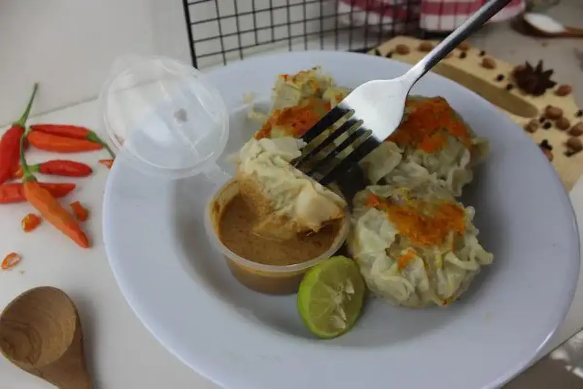 Resep Siomay Ayam Ekonomis untuk Ide Jualan yang Pasti Laris dan Menguntungkan (Sumber : unsplash.com/Muhammad Arifin Nursalim)