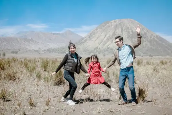 10 Rekomendasi Gunung untuk Liburan Anak, Aman, Indah, dan Cocok untuk Keluarga
