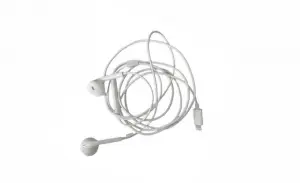 Headset Kabel Kembali Viral, Ini Alasan Banyak Orang Meninggalkan TWS (Sumber : pinterest/୨ৎᴘʀɪɴᴄᴇss ꜰɪᴏɴᴀ୨ৎ)
